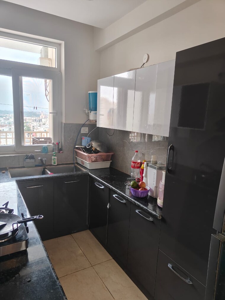 Kitchen, motiaz-royal-citi 4 Bedroom 3400 Sq.Ft. Penthouse In Ambala Highway Zirakpur 8282398