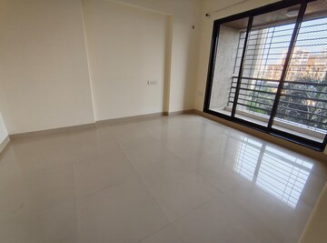 Room in 2 BHK Apartment at Lotus Sky Garden, Malad West – for Sale