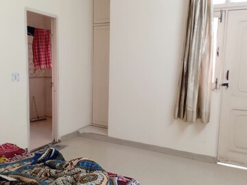 Bedroom in 2 BHK Apartment at Saket – for Rent