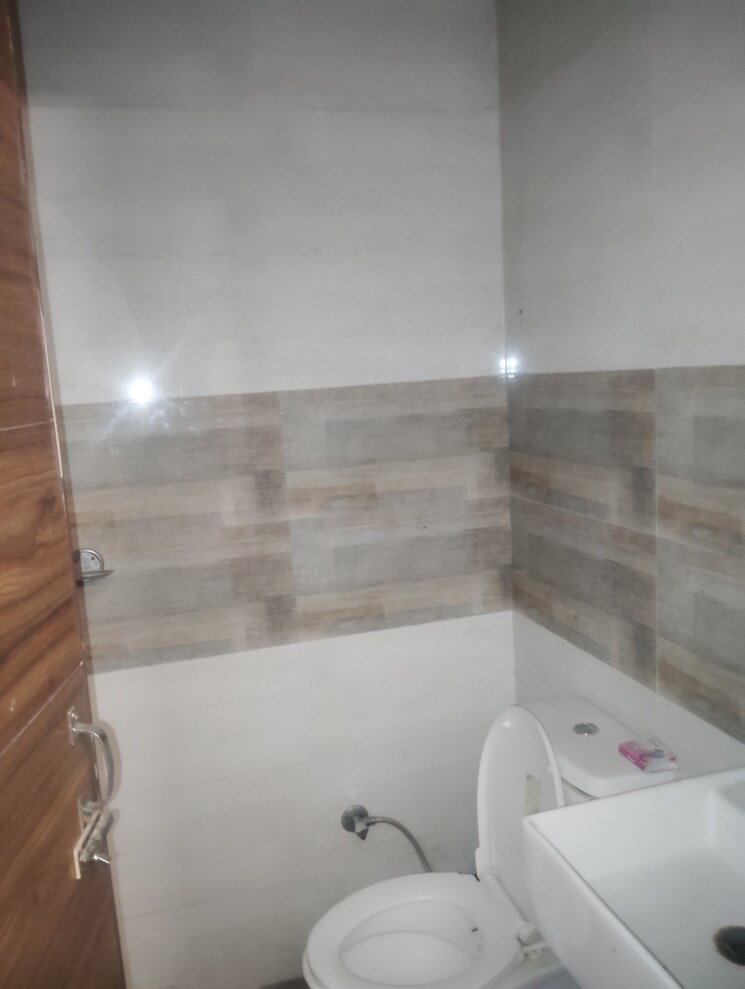 Bathroom, sector 127 2 Bedroom 900 Sq.Ft. Builder Floor In Sector 127 Mohali 8282450