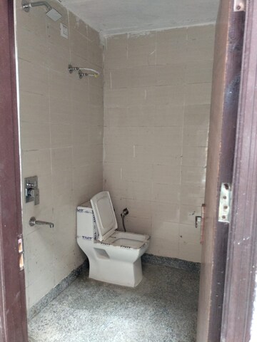 Bathroom in 4 BHK Independent House at Sector 52 – for Sale