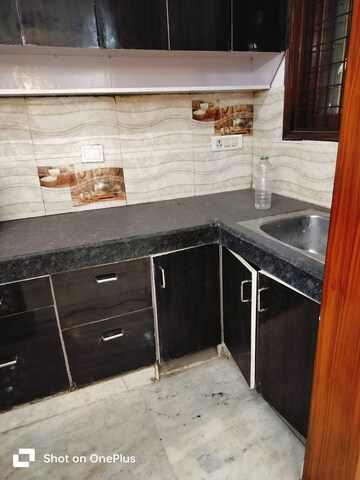 Kitchen in 3 BHK Apartment at Khirki Extension – for Rent