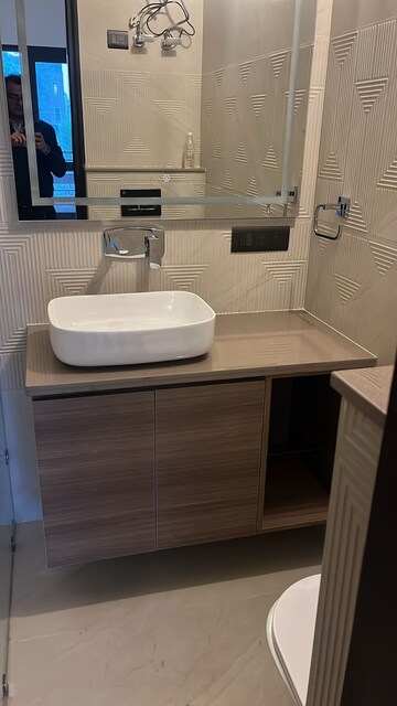 Bathroom in 4 BHK Apartment at Jor Bagh – for Rent