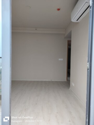 Room in 3 BHK Apartment at M3M Heights, Sector 65 – for Rent