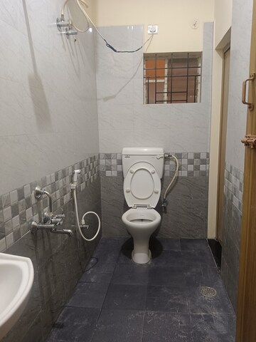 Bathroom in 2 BHK Independent House at Ejipura – for Rent