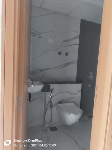 Bathroom in 3 BHK Apartment at M3M Heights, Sector 65 – for Rent