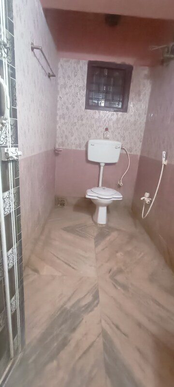 Bathroom in 1 BHK Independent House at Dum Dum Road – for Rent