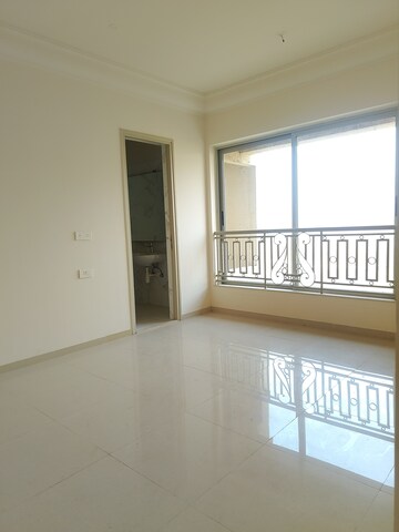 Room in 1.5 BHK Apartment at Marathon Nexzone, New Panvel – for Rent