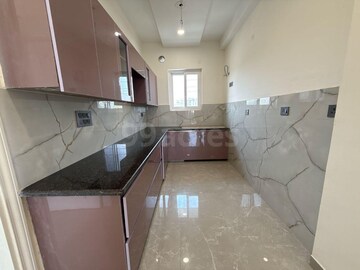 Kitchen in 4 BHK Builder Floor at Sector 46 – for Sale