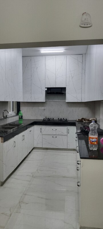 Kitchen in 3 BHK Builder Floor at SS Mayfield Gardens, Sector 51 – for Rent