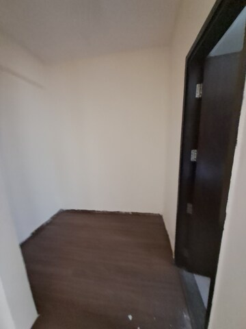 Furnished Amenities in 3 BHK Apartment at M3M Woodshire, Sector 107 – for Rent