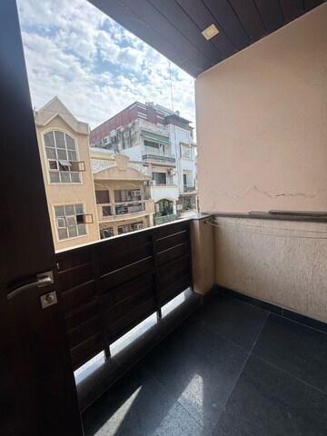 Kitchen in 3 BHK Builder Floor at Shivalik Colony – for Rent