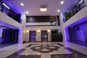 Living Room in  Office Space at Rajpur Road – for Rent