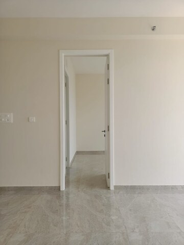 Room in 2 BHK Apartment at Tata Serein, Pokhran Road No Two – for Rent