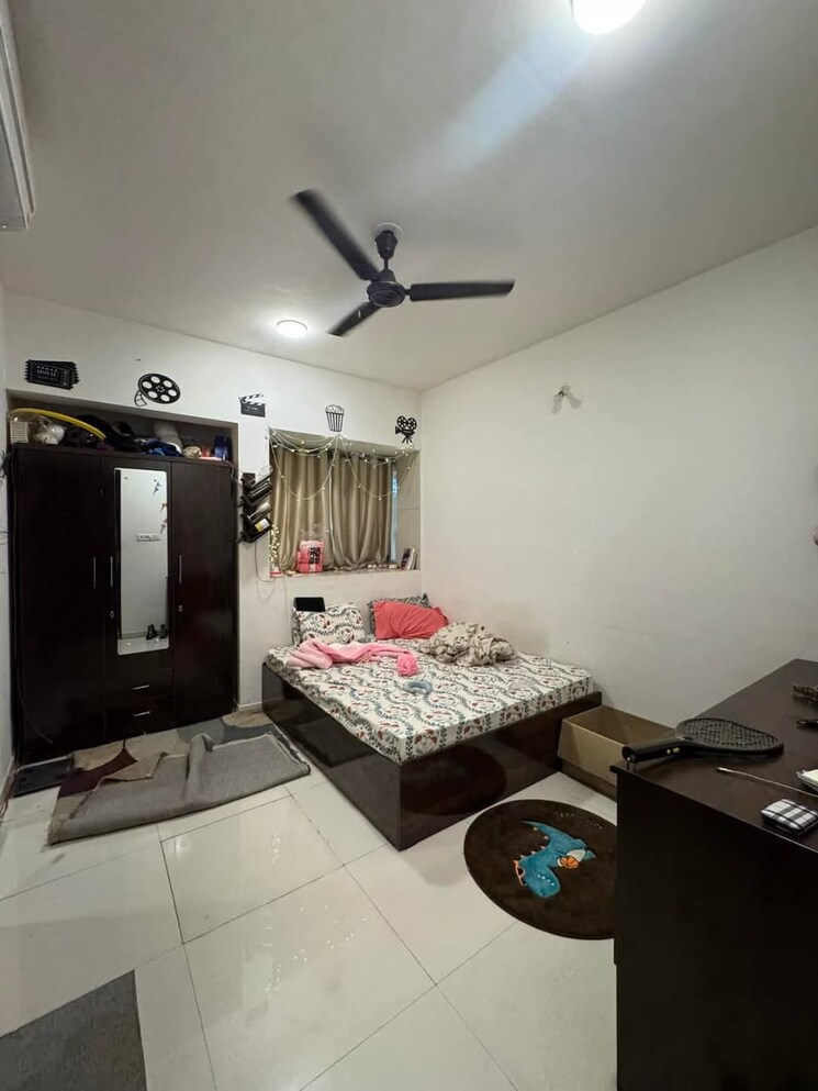 Master Bedroom, lodha-splendora 3 Bedroom 1124 Sq.Ft. Apartment In Ghodbunder Road Thane 8282766