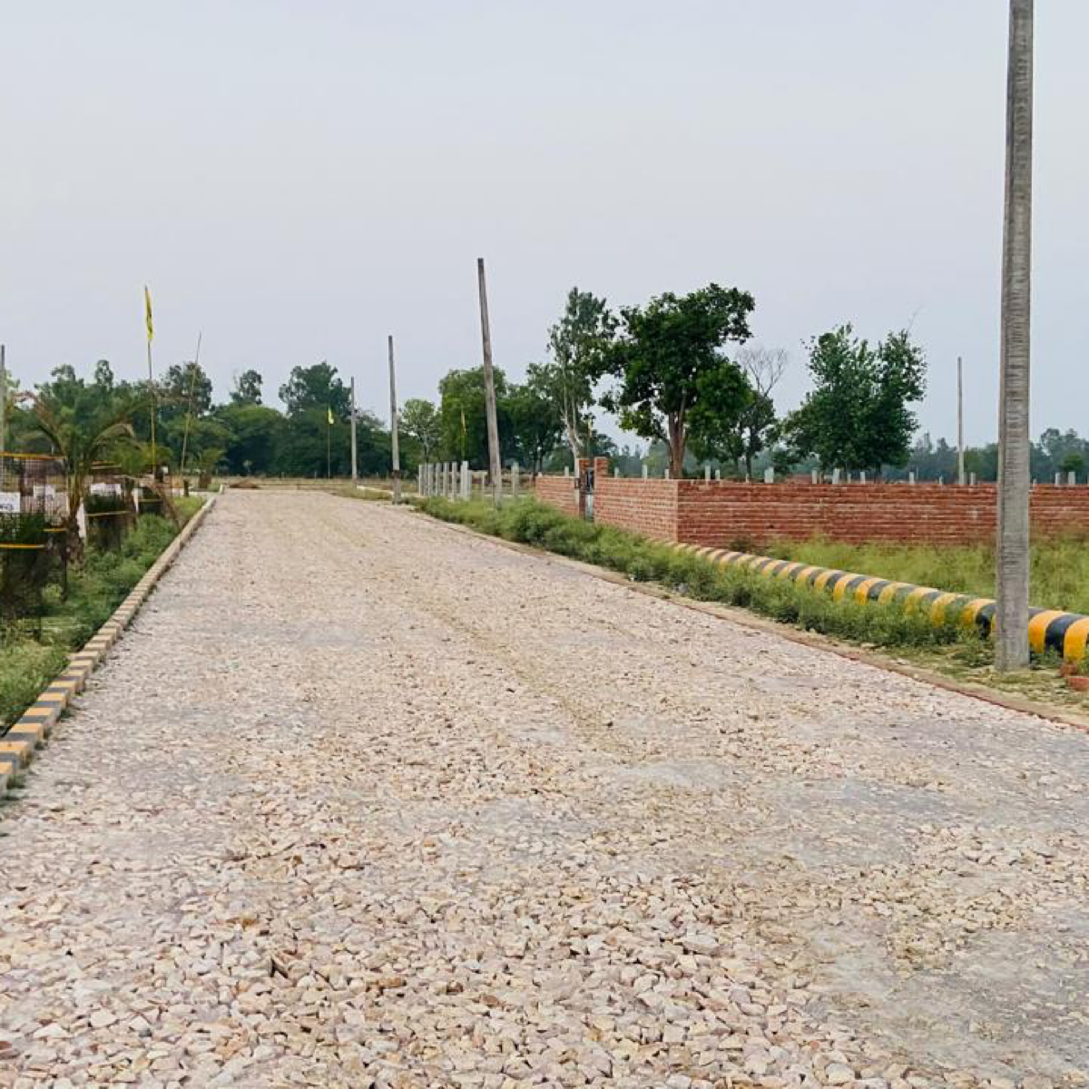 Plot For Sale in Ambey Valley