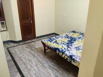 Bedroom in 2 BHK Builder Floor at DLF Vibhuti Khand, Gomti Nagar – for Rent