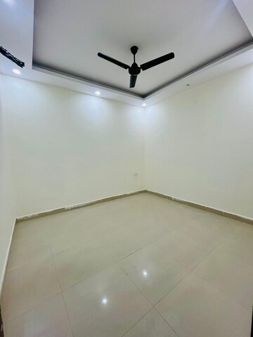 Bedroom in 3 BHK Builder Floor at Dwarka Mor – for Rent