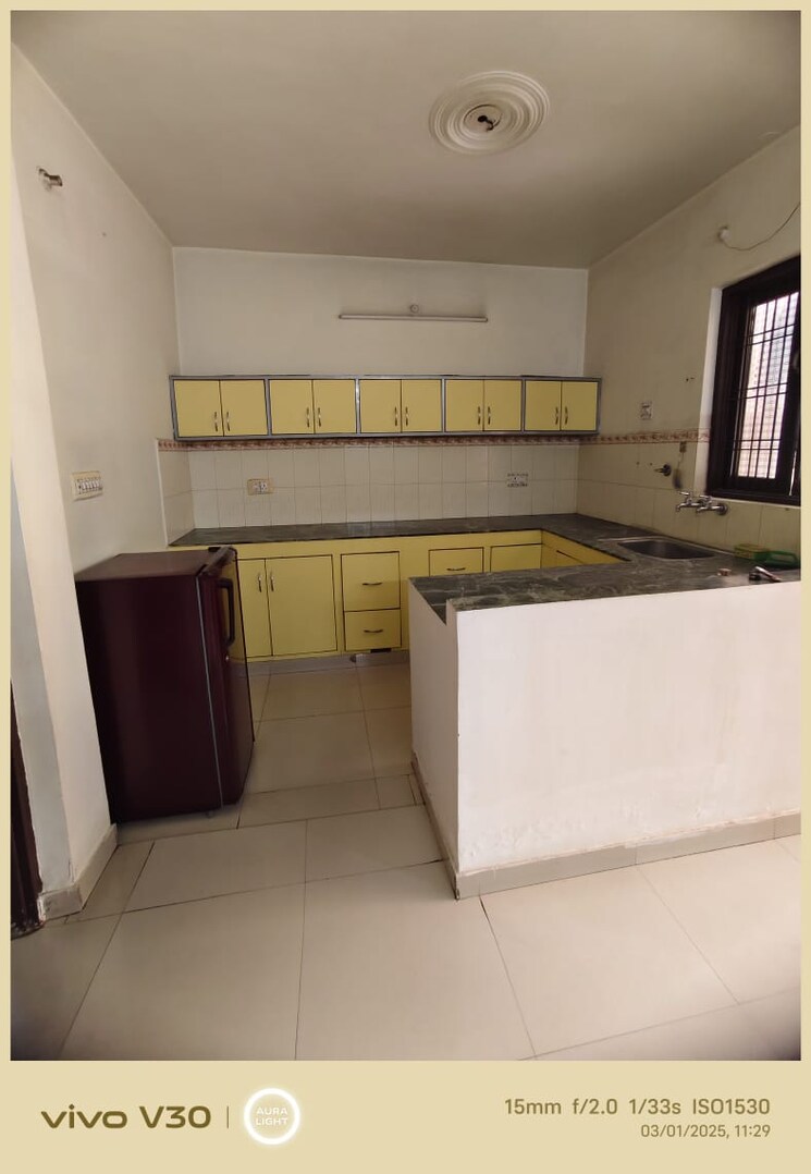 Kitchen, gomti nagar 5 Bedroom 1250 Sq.Ft. Independent House In Gomti Nagar Lucknow 8282819