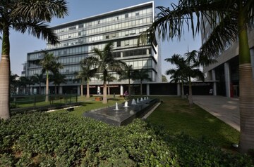  Office Space in IT/SEZ For Rent in Vatika Business Park, Sector 49
