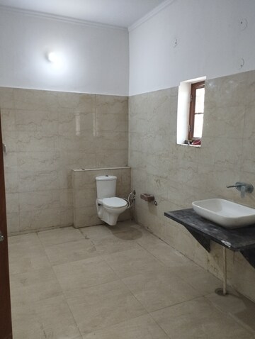 Bathroom in 4 BHK Independent House at Sector 7 – for Rent