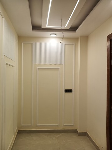 2.5 BHK Builder Floor For Rent in Shastri Nagar