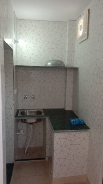 Furnished Amenities in 2 BHK Builder Floor at Vikas Puri – for Rent