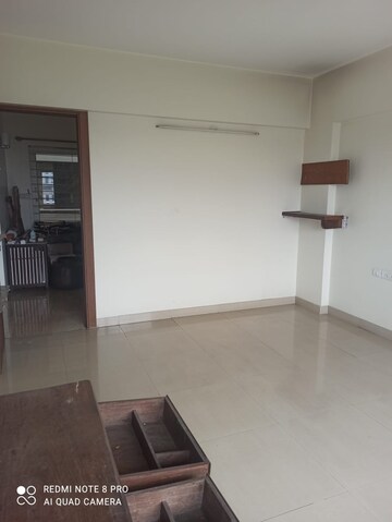 Room in 3 BHK Apartment at Chartered Jardin, Rmv 2nd Stage – for Sale