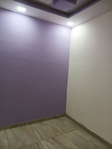 Room in 2.5 BHK Builder Floor at Shastri Nagar – for Rent