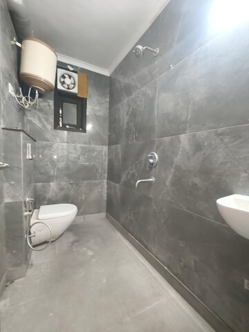 Bathroom in 1 BHK Builder Floor at Saket – for Rent