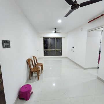 2 BHK Apartment For Rent in Shiv Shakti Tower 28, Malad East