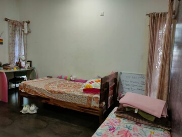 Bedroom in 3 BHK Villa at Sri Sai Essel, Essel Gardens – for Sale