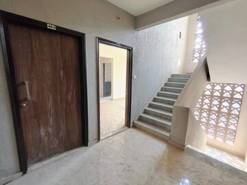 Room in 1 BHK Apartment at Bohra Colony – for Sale