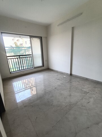 Room in 2 BHK Apartment at Vinay Unique Sky, Virar West – for Rent
