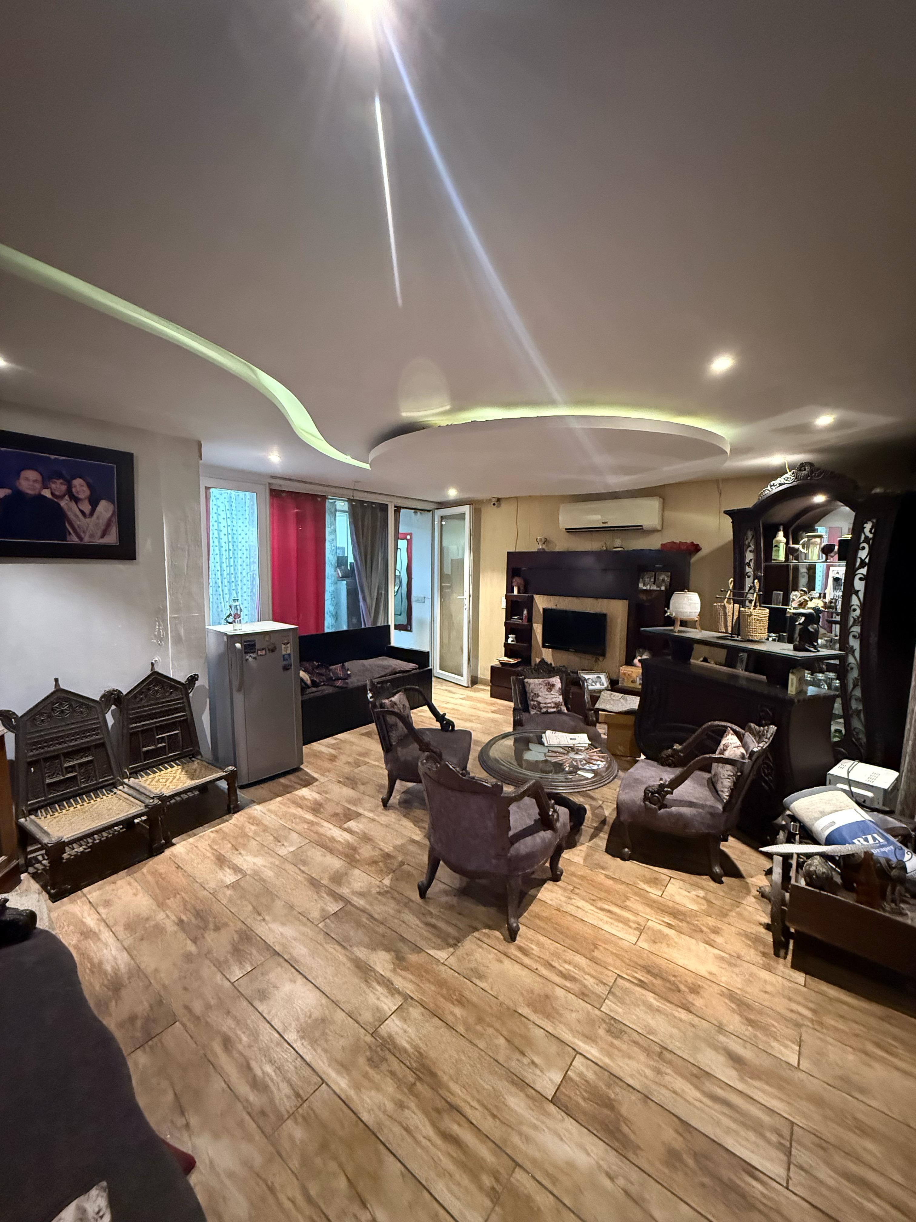 4 BHK + Pooja Room,Servant Room,Study Room,Extra Room Apartment For Sale in VIP Road