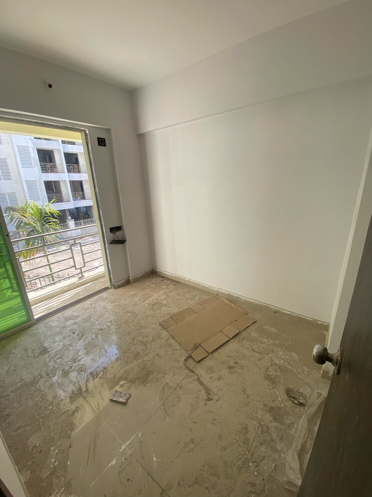 Room, global-piyush-majestic 1 Bedroom 357 Sq.Ft. Apartment In Dawale Thane 8283030