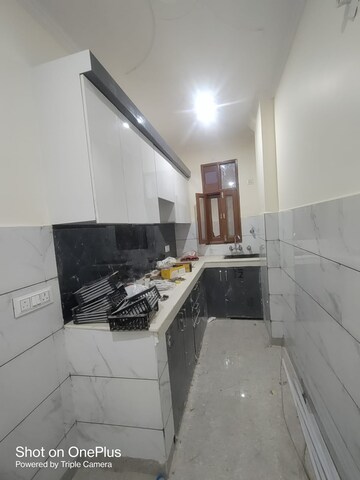 Kitchen in 1 BHK Builder Floor at Dwarka Mor – for Rent