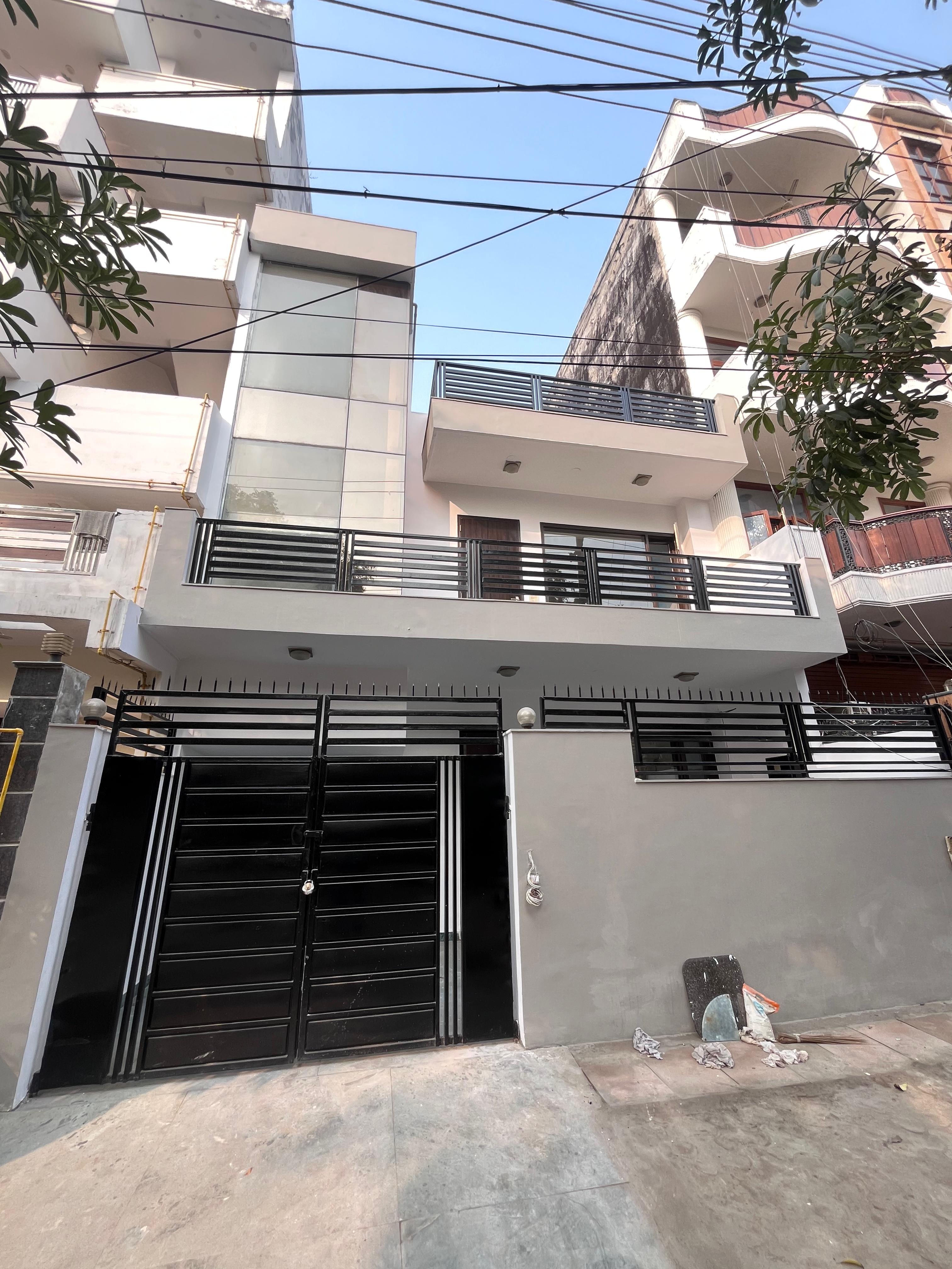 4 BHK + Pooja Room Independent House For Sale in Eldeco Ananda
