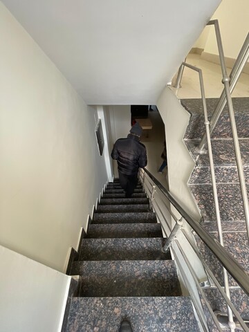 Staircase in 2 BHK Builder Floor at RWA Apartments Sector 47, Sector 47 – for Rent