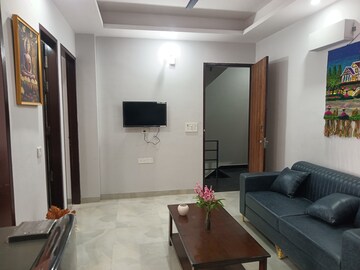 Master Bedroom in 2 BHK Builder Floor at Cosmos Floors, Sector 52 – for Rent