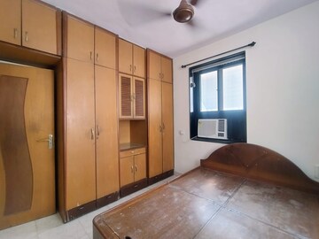 Room in 2 BHK Apartment at Gracious CHS, Andheri East – for Rent