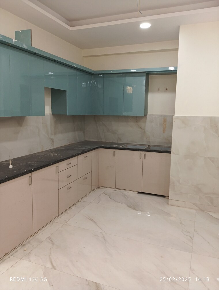 Kitchen, shalimar garden 3 Bedroom 1200 Sq.Ft. Builder Floor In Shalimar Garden Ghaziabad 8283352