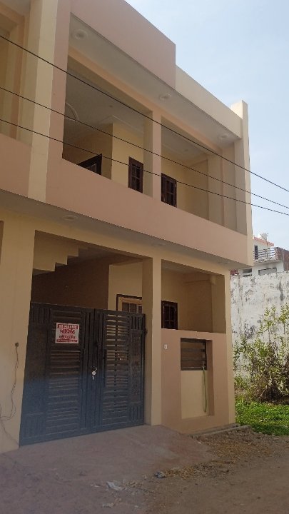 3 BHK + Pooja Room Independent House For Sale in Gomti Nagar