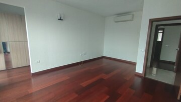 Room in 3 BHK Apartment at Karle Zenith, Hebbal – for Rent