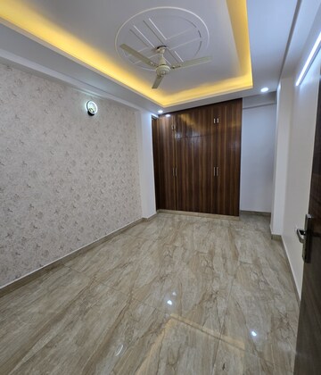 Bedroom in 3 BHK Builder Floor at Indrapuram – for Sale