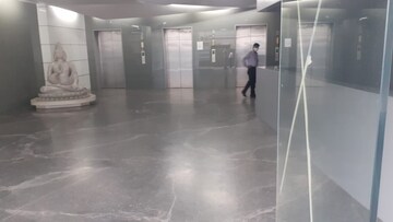 Room in  Office Space at Salt Lake Sector V – for Rent