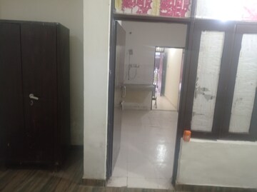 Room in 1.5 BHK Builder Floor at Sushant Lok 3, Sector 57 – for Sale