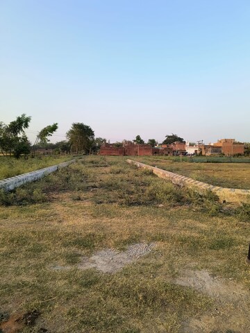 Plot Area in  Plot at Gosainganj – for Sale
