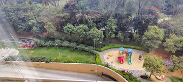 Plot Area in 2 BHK Apartment at Prestige Misty Waters, Hebbal – for Sale