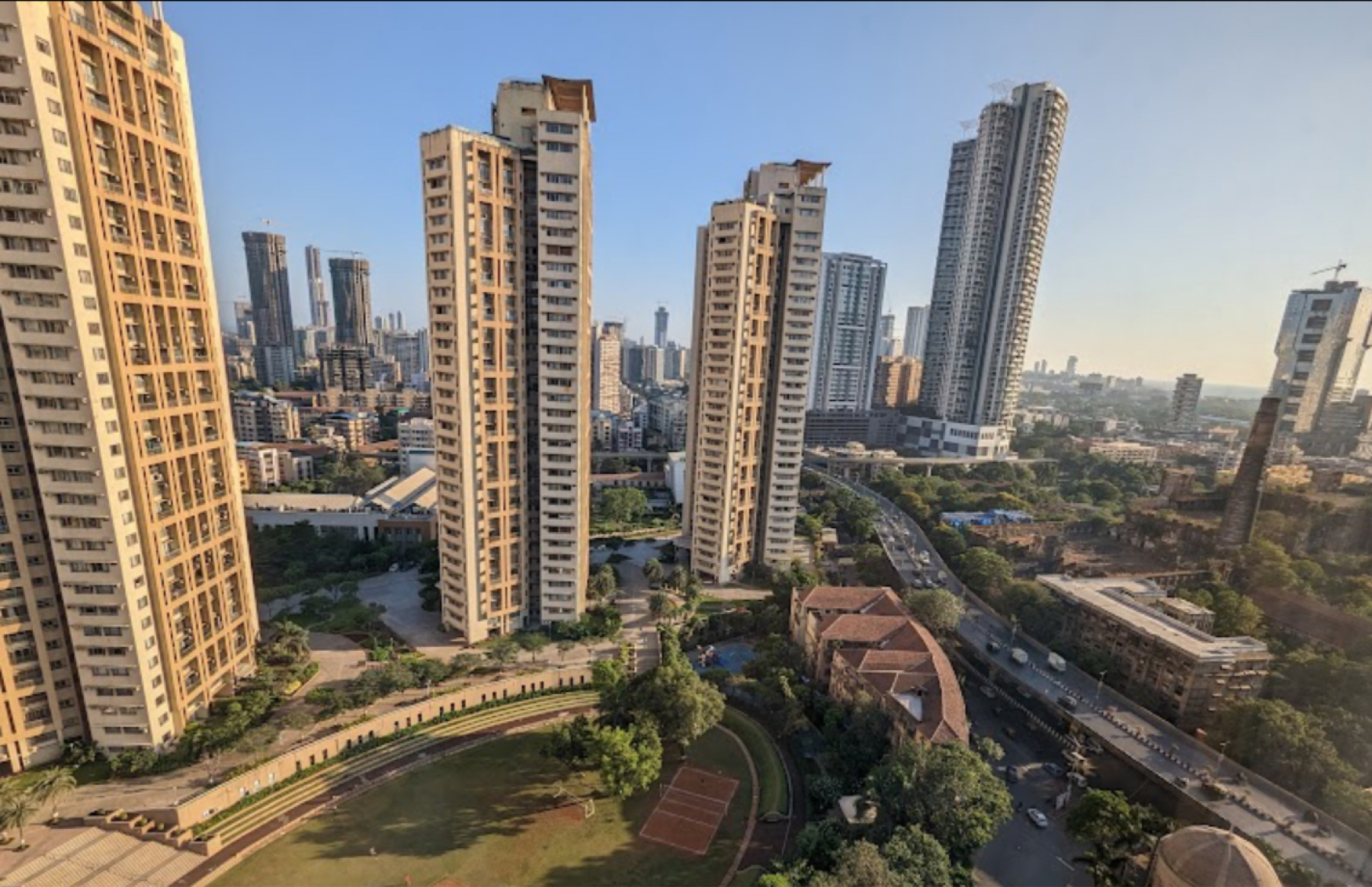 2.5 BHK Apartment For Sale in Peninsula Ashok Towers